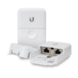 Ubiquiti Túlfeszültségvédő - Ethernet Surge Protector (2x RJ45, 90V@100V/s, 700V@1kV/µs, af PoE támogatás)